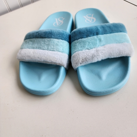Victorias Secret Slides Sandals Aqua Blue Stripe Fur Fuzzy Slip Open Toe L 9/ 10 - Picture 4 of 7